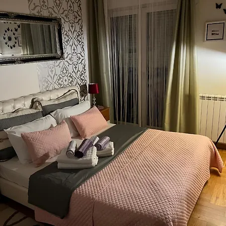 Apartment Fenjer